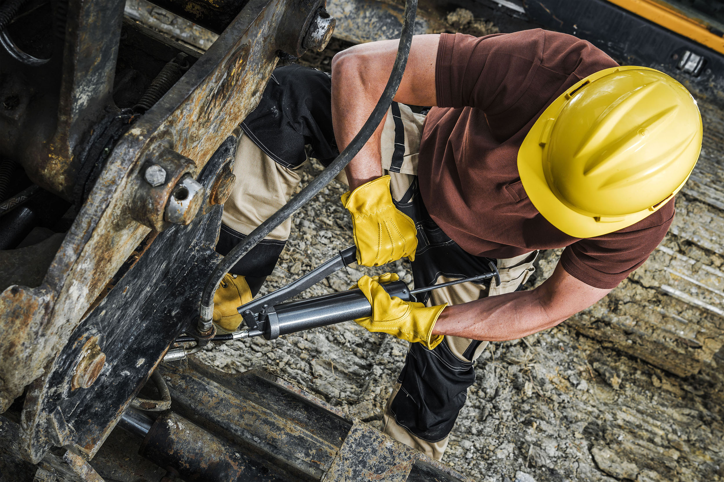 The importance of greasing for a hitch-free season